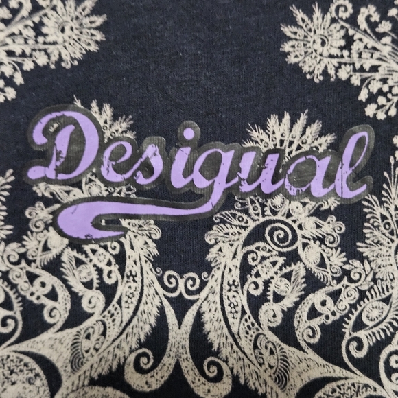Desigual floral top size medium - Picture 6 of 15